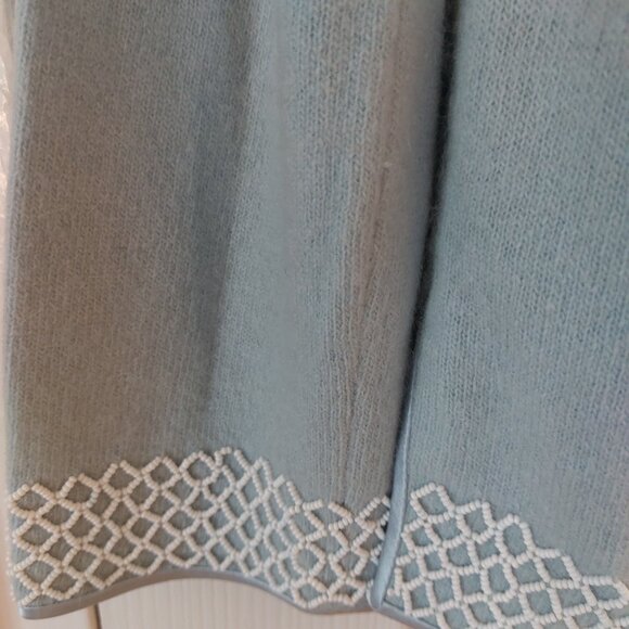 Vintage cashmere beaded sweater - Picture 4 of 5